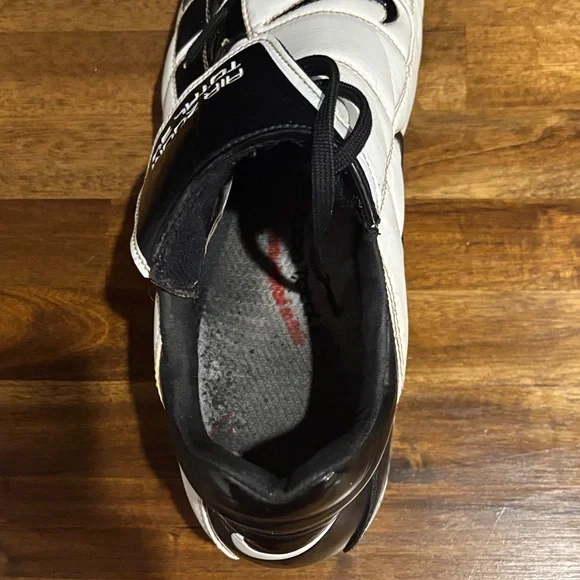 Nike Air Zoom Total 90 Black and White Soccer Cleats - Picture 6 of 7